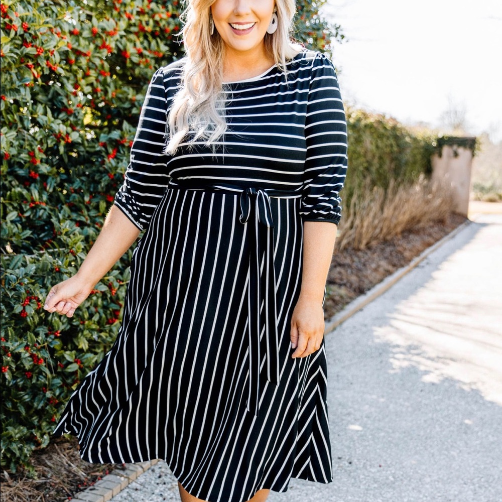 Holding Hands on the Beach Dress by Chic Soul